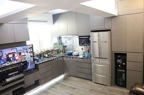 1 Bedroom Condo for sale in Wan Chai, Hong Kong